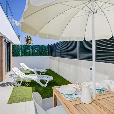 Aloha Bay Caleta Apartament *