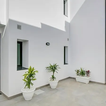 Apartament Aloha Bay Caleta